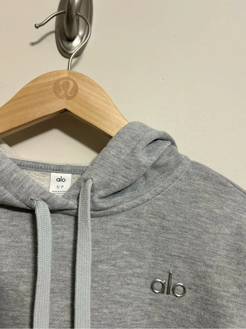 ⭐️Alo Yoga Sweatshirt Accolade⭐️